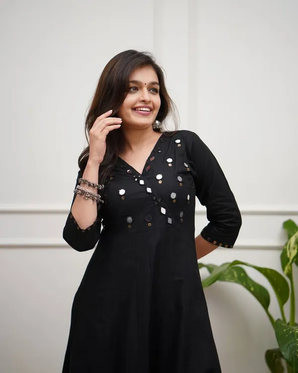 Black_Mirror-Work_Anarkali_Kurti_Set