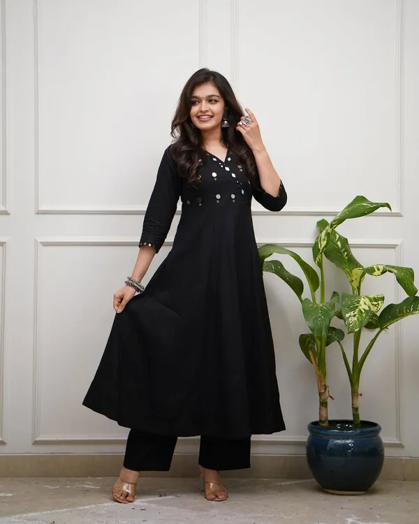 Black_Mirror-Work_Anarkali_Kurti_Set