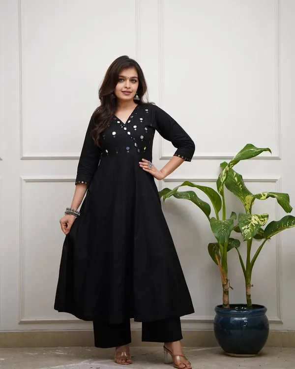 Black_Mirror-Work_Anarkali_Kurti_Set