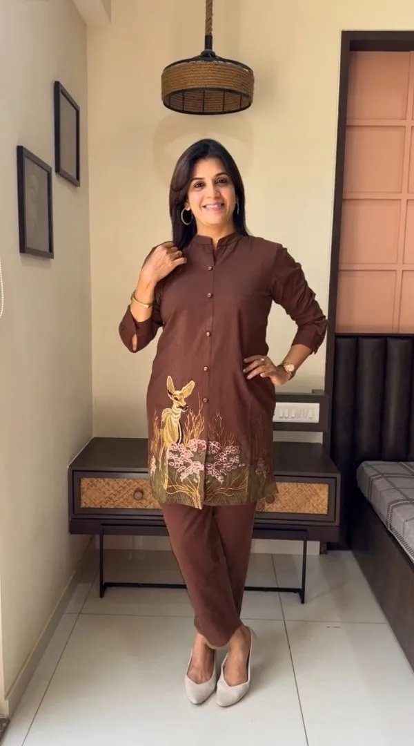 Chocolate_Brown_Embroidered_Straight_Kurti_Se