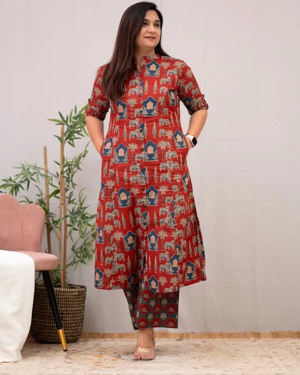 Classic_Maroon_Heritage_Motif_Kurta_Set