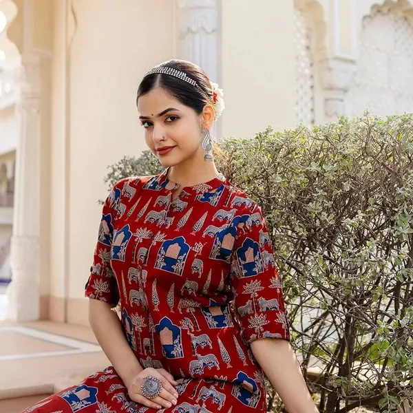 Classic_Maroon_Heritage_Motif_Kurta_Set