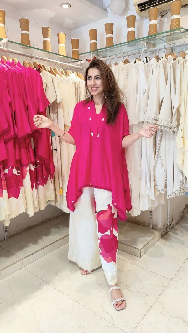 Fuchsia_Pink_Asymmetric_Kurti_with_Printed_Palazzo_Pants