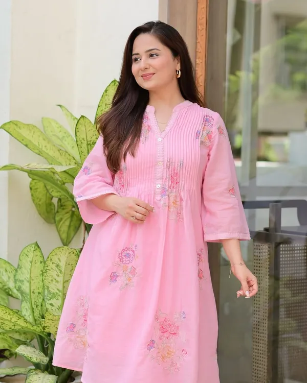 Pink_A-Line_Mulmul_Cotton_Kurta_Set_With_A_Palazzo