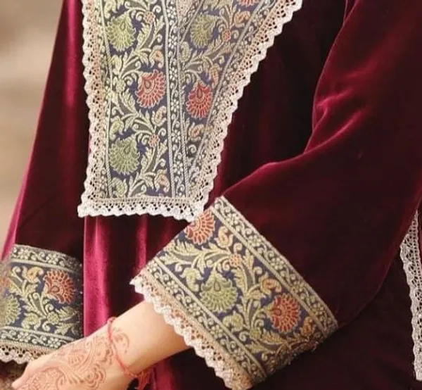 Maroon_Velvet_Kashmiri_Embroidered_Kurta_Set