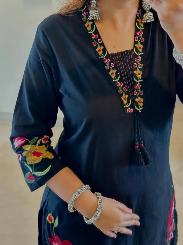 Midnight_Bloom_Embroidered_Kurta_Pant_Set