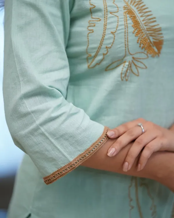 Mint_Green_Botanical_Embroidered_Kurti_Set