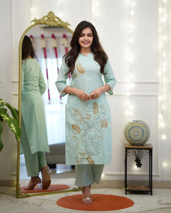 Mint_Green_Botanical_Embroidered_Kurti_Set