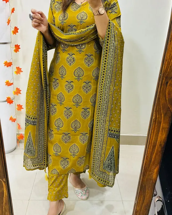 Mustard_Yellow_Handblock_Print_Kurta_Set_with_Dupatta