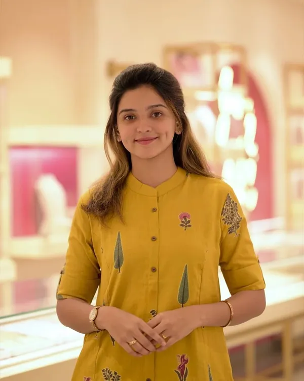 Mustard_Yellow_Handblock_Printed_Kurta_Set