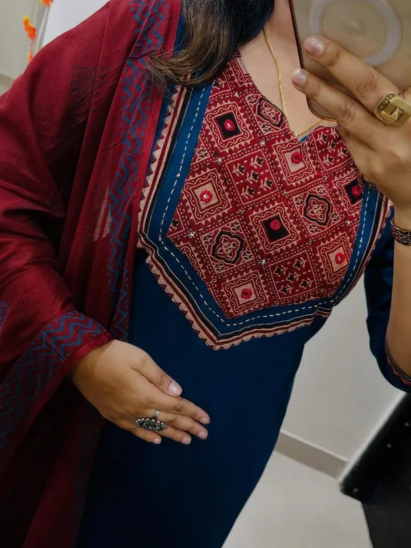 Teal_Blue_Kurta_Set_with_Maroon_Printed_Dupatta