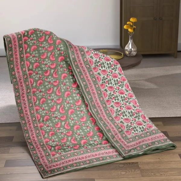 Green_Printed_Cotton_Malmal_Double_Bed_Dohar_Bedsheet_With_Cushion_Cover_|_90*108_inch_|_Anti-Wrinkle,_Fade-Resistant