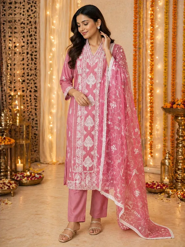 Beautifully_Designed_Rose_Pink_Straight-Salwar_Suit_set