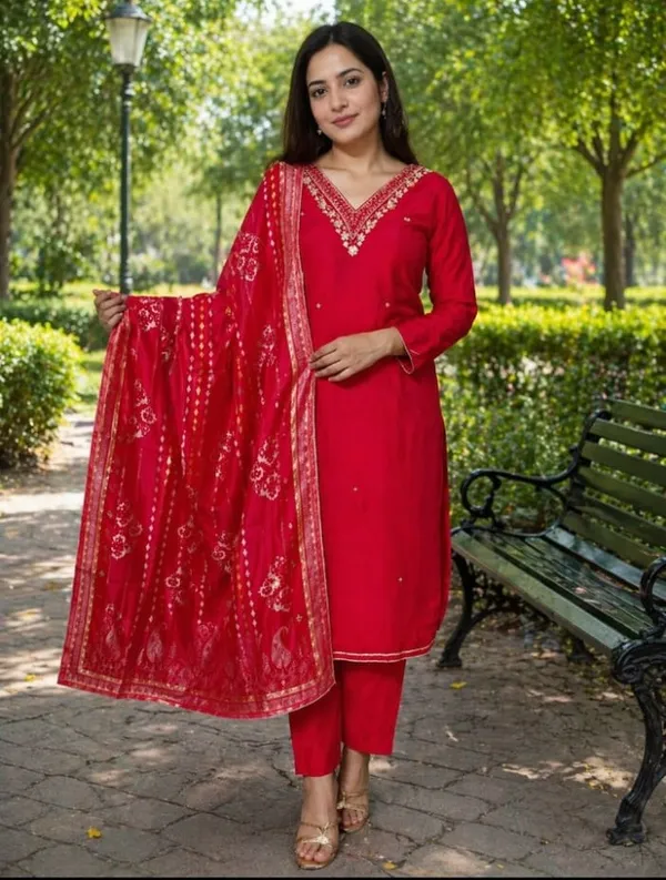 Elegant_Festive_Combo_–_Red_&_Purple_Ethnic_Suit_Set_for_Every_Occasion
