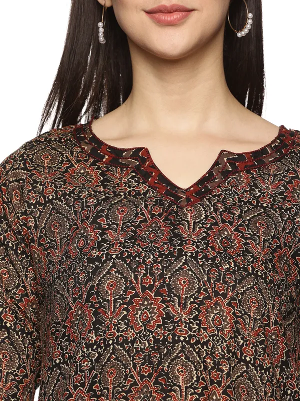 Black_Cotton_Rayon_Floral_Printed_Straight_Kurta_&_Pant_Set_For_Women