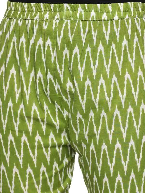 Light_Green_Cotton_Rayon_Zig_Zag_Printed_Straight_Kurta_&_Pant_Set_For_Women