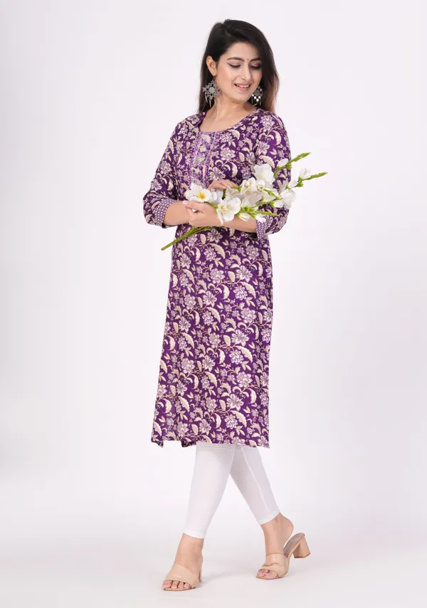 Wine_&_Gold_Cotton_Rayon_Round_Neck_Embroidered_3/4Th_Sleeve_Kurta_For_Women