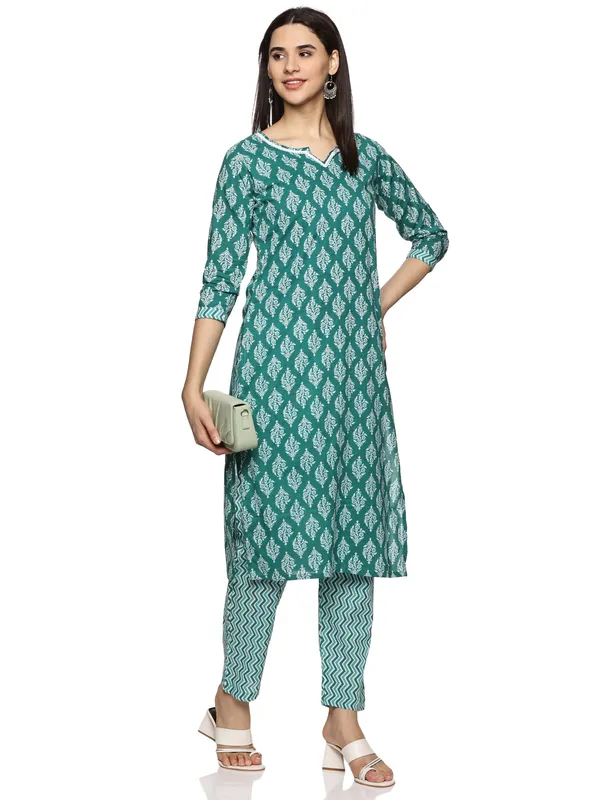 Rama_Green_Cotton_Rayon_Floral_Printed_Straight_Kurta_&_Pant_Set_For_Women