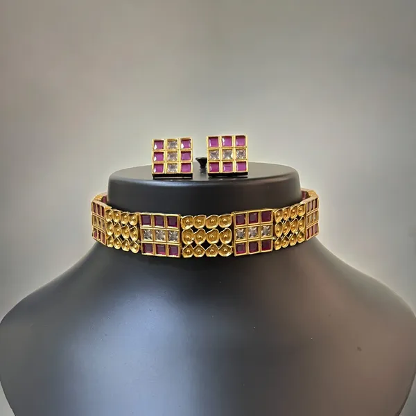 Ruby_Classy_Ad_Choker_Set