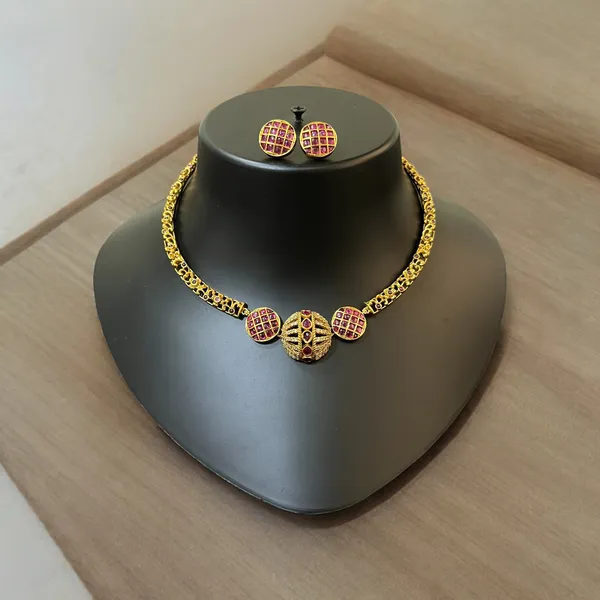 Ruby_Maharani_Antique_Choker_Set
