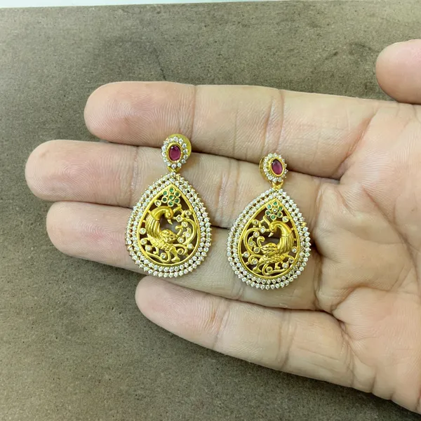 Traditional_Peacock_Design_Set