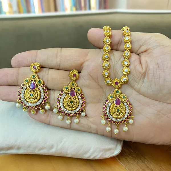 Ruby_Green_Beautiful_Antique_Pearl_Drop_Necklace_Set