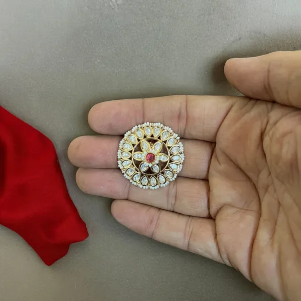 Red_Dazzling_Round_Shape_Kundan_Ring