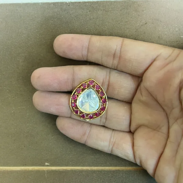 Red_Leaf_Shaped_Red_Ruby_Kundan_Ring