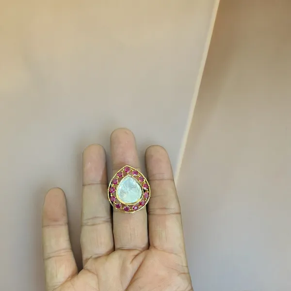 Red_Leaf_Shaped_Red_Ruby_Kundan_Ring