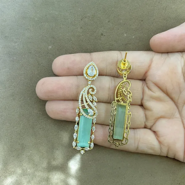Mint_Premium_Quality_American_Diamond_Earring_For_Women