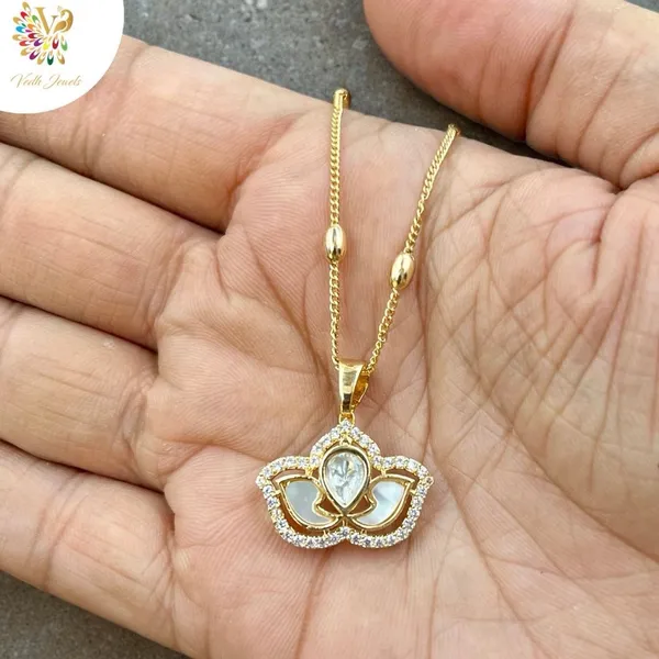 White_Crystal_White_Kundan_Chain_Set_For_Women