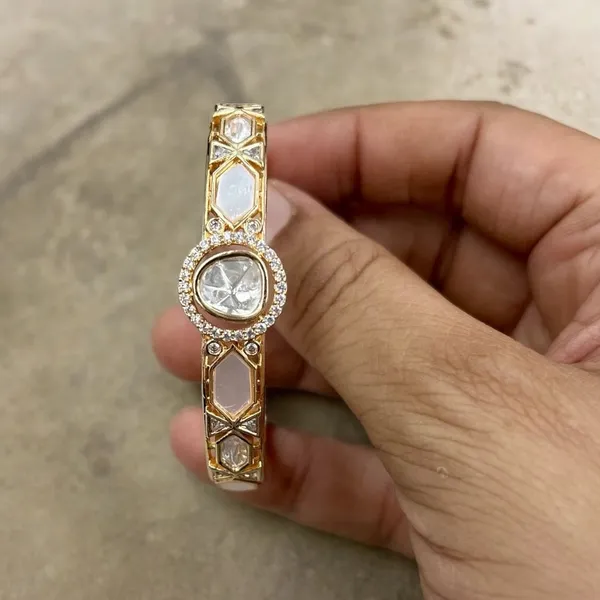 White_Crystal_White_Gold_Plated_Kundan_Bracelet