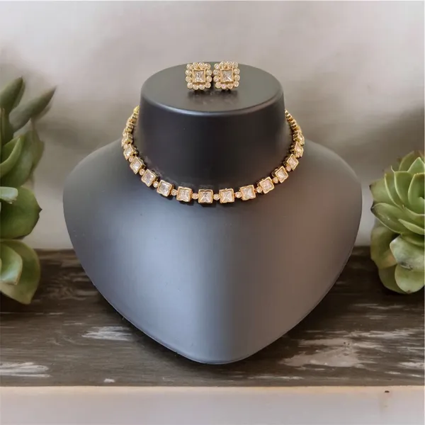 Square_Shaped_Kundan_Set