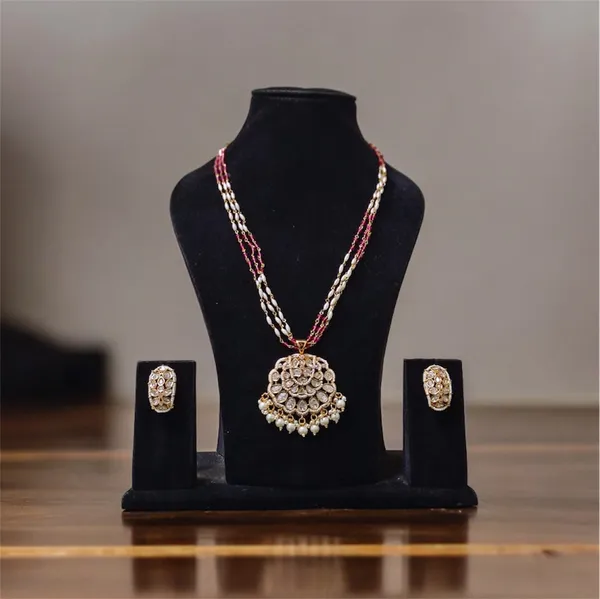Ruby_Elegant_Kundan_Gold_Plated_Necklace_Set
