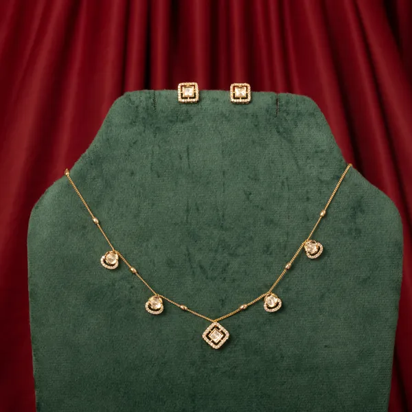 Luxe_Gleam_Kundan_Chain