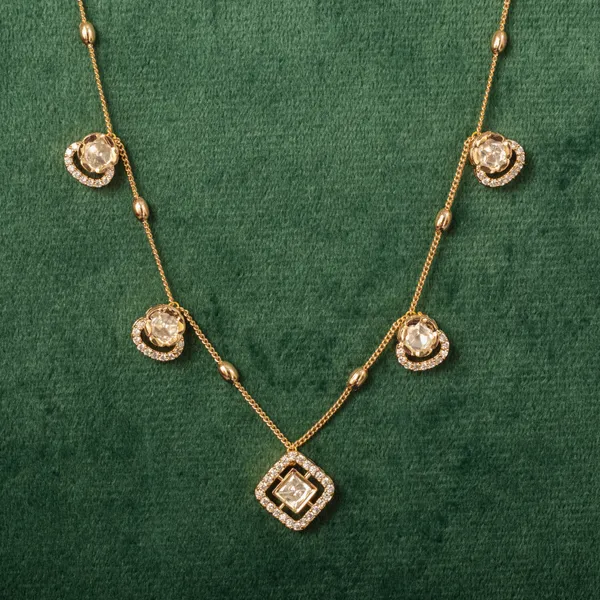 Luxe_Gleam_Kundan_Chain