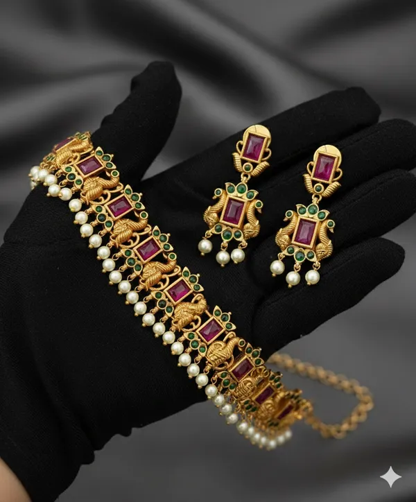Rajwada_Full_Ruby_Green_Pearl_Bridal_Choker_Set