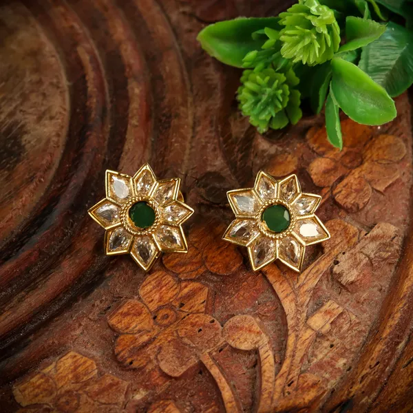 Ruby_Green_Star_Shape_Antique_Pendant_Choker_Set