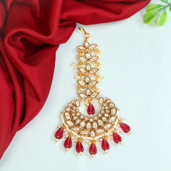 Ruby_White_White_Stone_With_Red_Drops_Kundan_Tikka