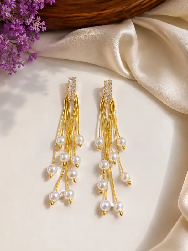 Aurelia_Pearl_Cascade_Earrings
