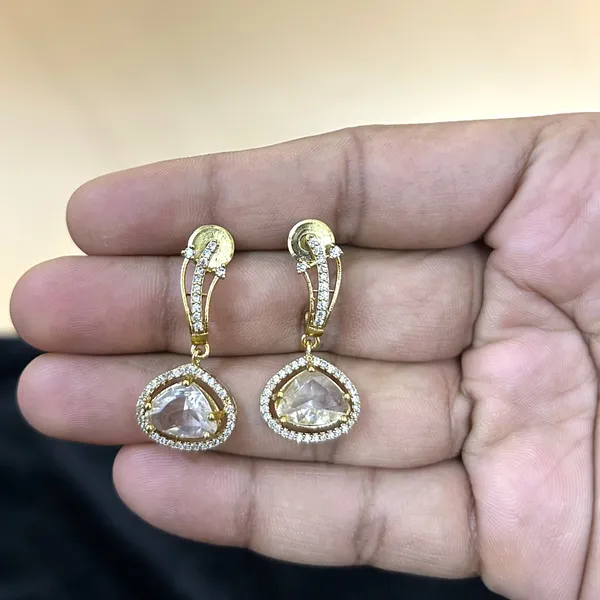 Amrapalli_Gold_Plated_Multicoloured_Earring_Set
