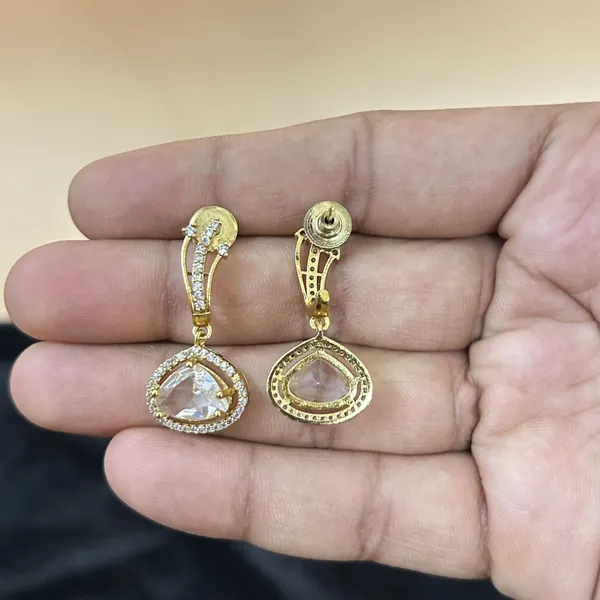 Amrapalli_Gold_Plated_Multicoloured_Earring_Set
