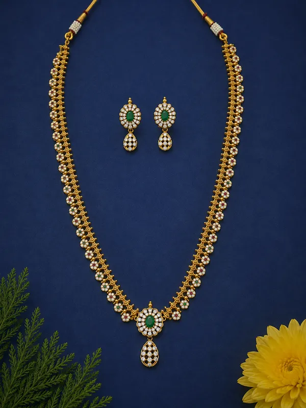 Nayantara_Emerald_Long_Haram_Set