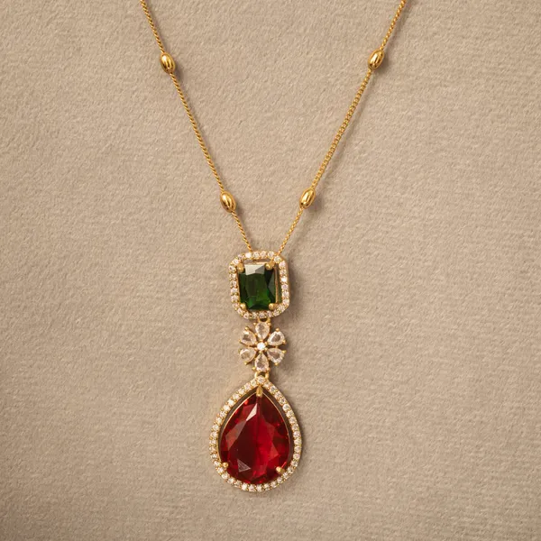 Regal_Feather_Almond_Necklace