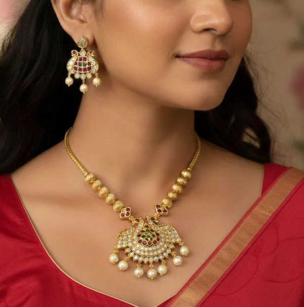 Dazzling_Chain_Necklace_Set