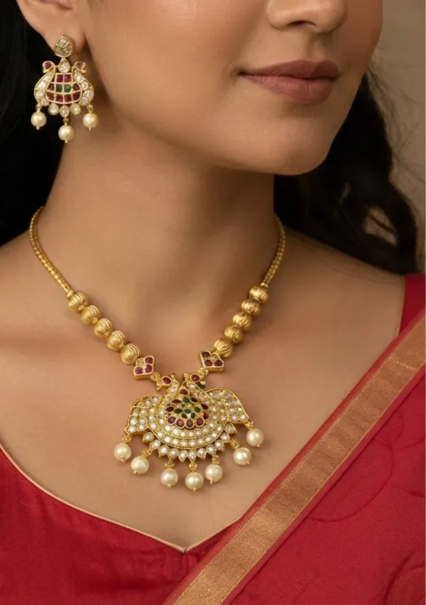 Dazzling_Chain_Necklace_Set