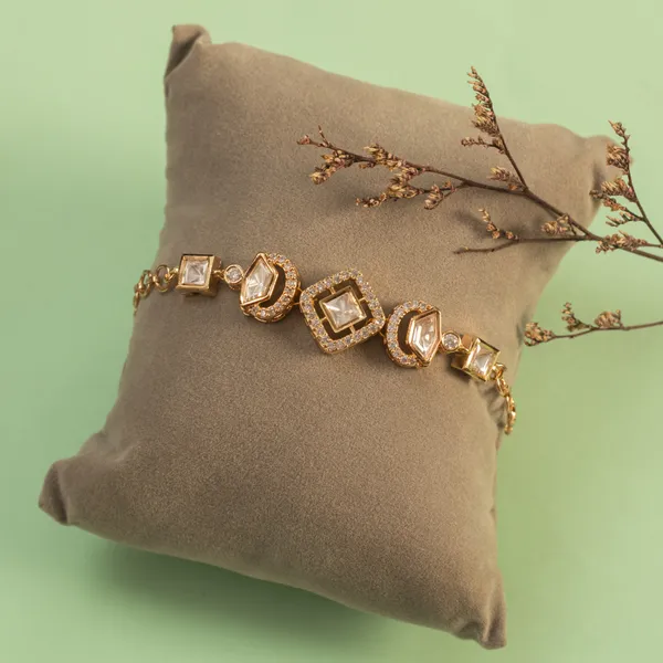 Imperial_Shine_Kundan_Bracelet