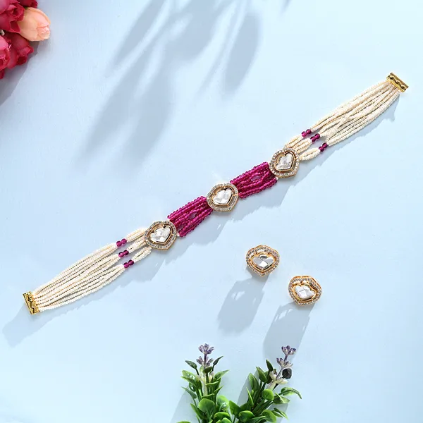 White_Attractive_Floral_Necklace_Set_For_Women
