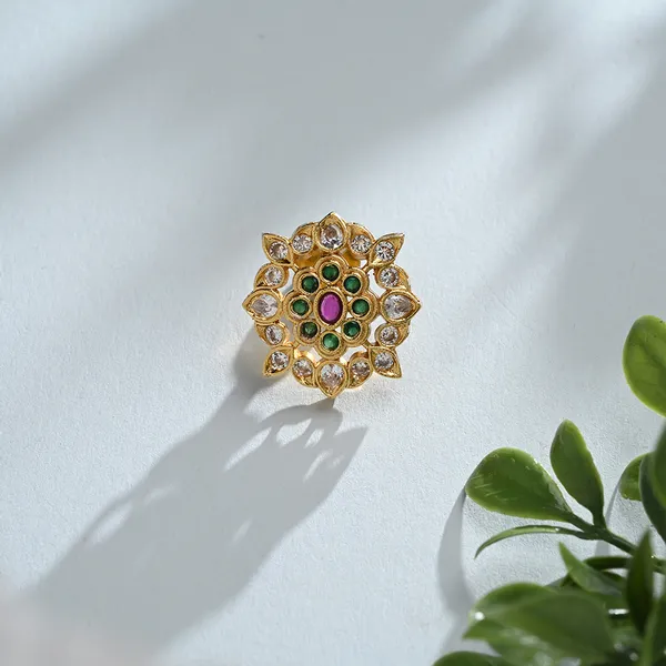 Elegant_Gold_Plated_Pendant_Set