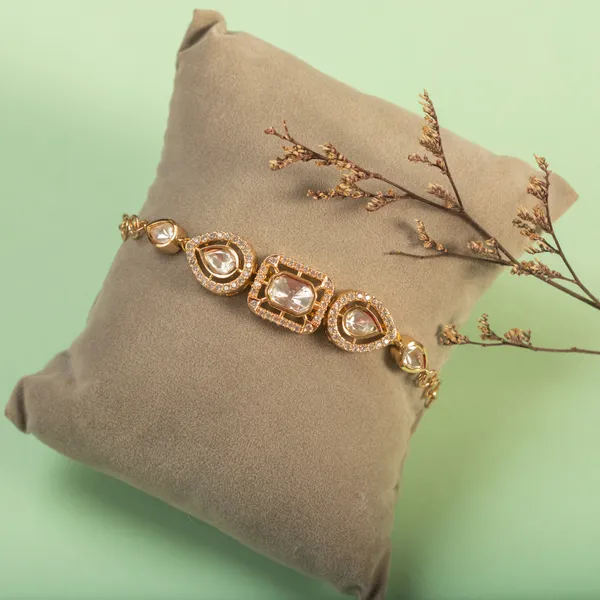 Majestic_Bloom_Kundan_Bracelet